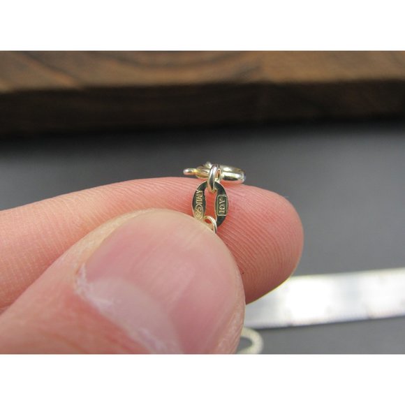 16 Inch Sterling Silver Single Music Note Pendant Necklace - Picture 3 of 5